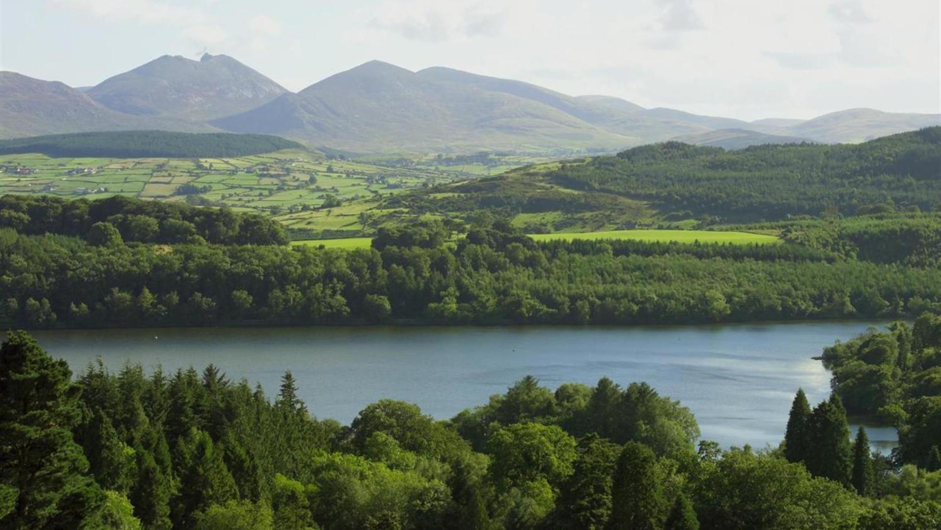 Oaktree Manor Villa Castlewellan Exterior photo